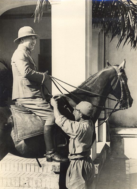 front1.jpg