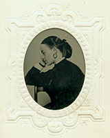  Frances Caroline ('Fanny') Chamberlain <br />
 Undated portrait of Fanny Chamberlain, wife of Joshua Lawrence Chamberlain. Photographer:  Sunbeam
Gallery, New Haven, Connecticut.  <br />M27.12.3 