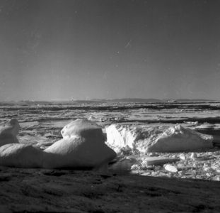 1975.10.769 rutherfod platt arctic pack ice