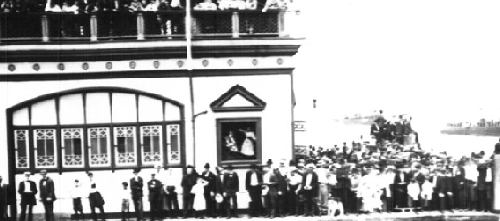 crowd 1908 peary arctic new york