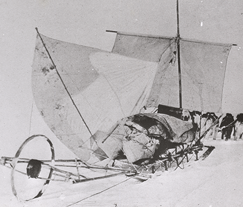  Peary's sledge and dog team 